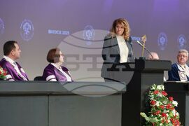 Медицински университет - лекари - дипломиране