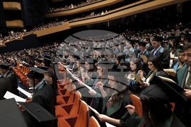 Медицински университет - лекари - дипломиране