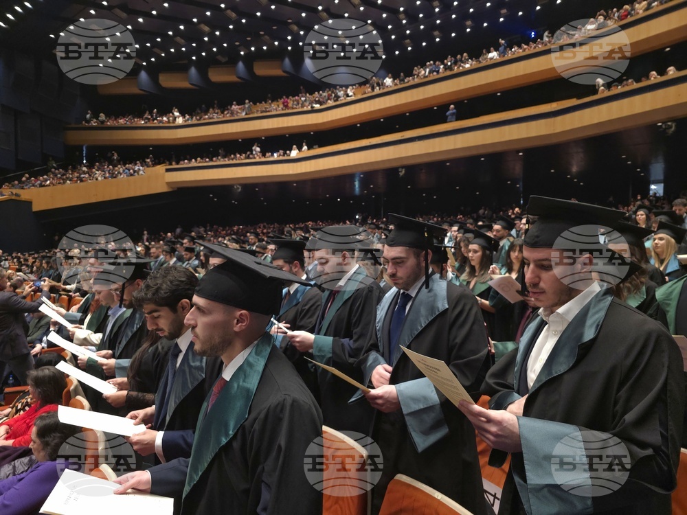 Медицински университет - лекари - дипломиране