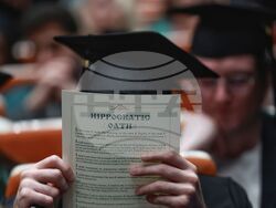 Медицински университет - лекари - дипломиране