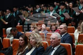 Медицински университет - лекари - дипломиране