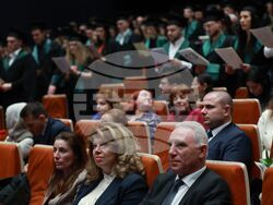 Медицински университет - лекари - дипломиране