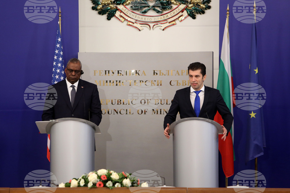 US Secretary of Defence Visit: Bulgaria Confirms It Will Send No Weapons to Ukraine
