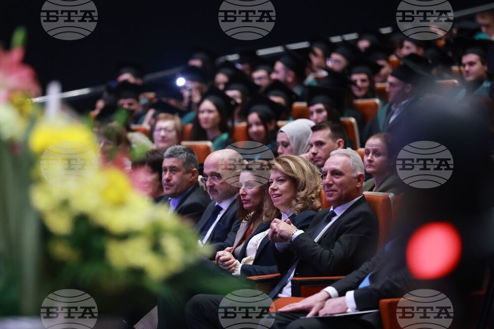 Медицински университет - лекари - дипломиране