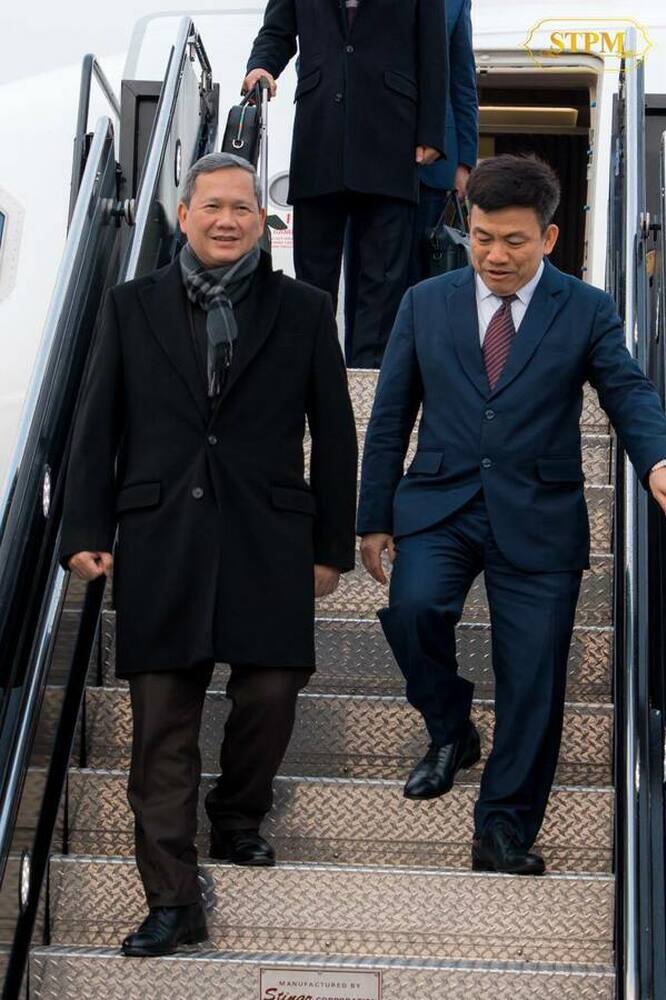 АКП: Камбоджанският премиер пристигна в САЩ за учредителното заседание на Съвета за мир