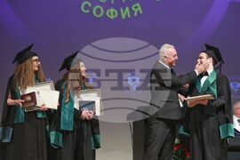 Медицински университет - лекари - дипломиране