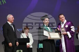 Медицински университет - лекари - дипломиране