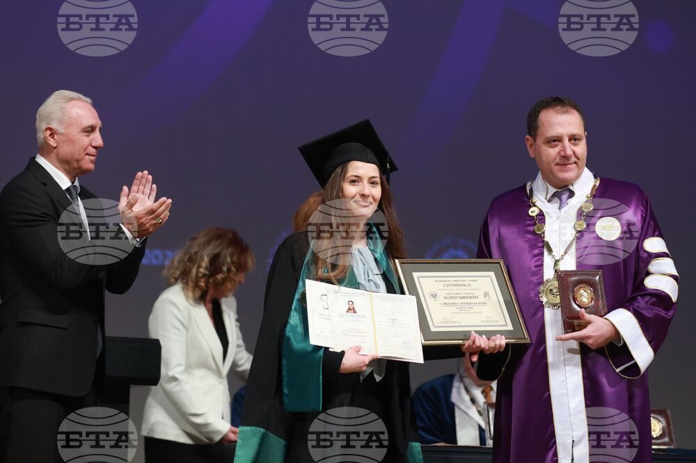 Медицински университет - лекари - дипломиране