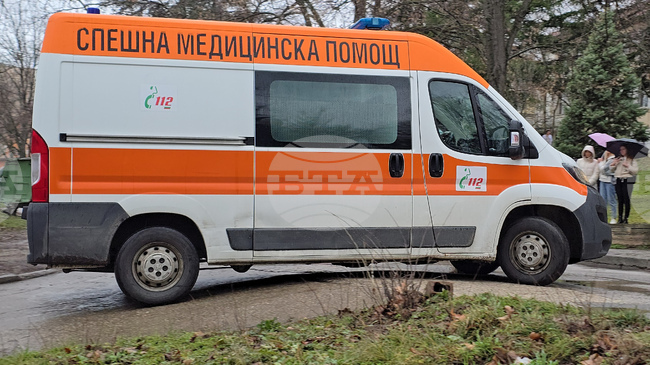 Мъж на 23 години е с опасност за живота след инцидент на автомивка в Казанлък 