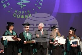 Медицински университет - лекари - дипломиране