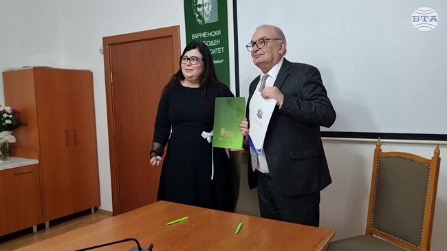 Варненският свободен университет и Областната администрация във Варна подписаха меморандум за сътрудничество