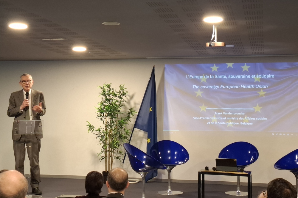 Белга: Белгийски министър обвини САЩ в "идеологическа атака" срещу европейския социален модел