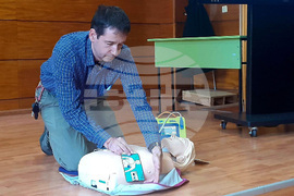 Кърджали - Александър Манушев - дефибрилатор - представяне 