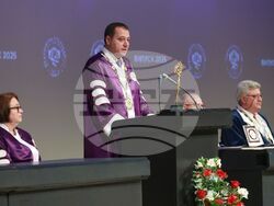 Медицински университет - лекари - дипломиране