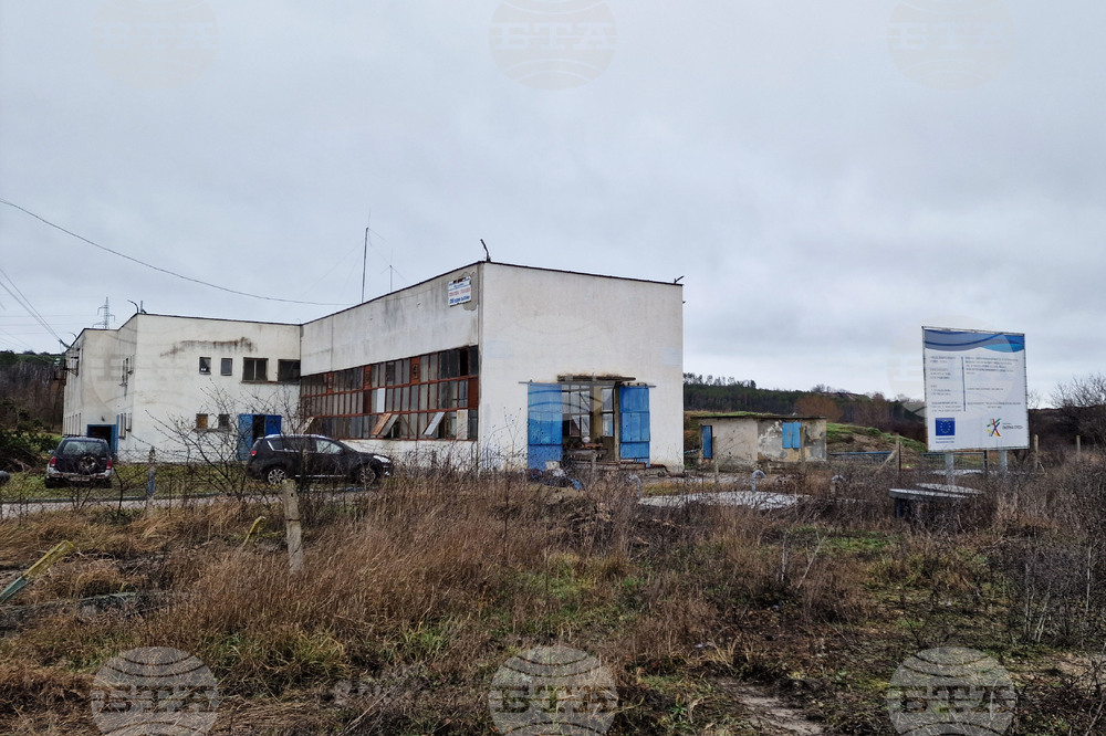  Приключи монтажът на електромотора на една от помпите в помпена станция „1300“, започна възстановяване на водоподаването към Шумен