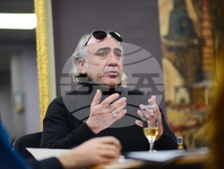 В Народния театър започват репетиции на „Есенна соната“ по Бергман, снимка – Народен театър/ Петко Мавродиев