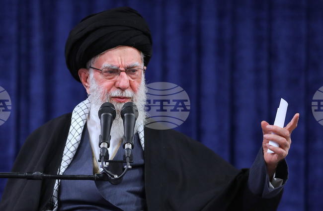 Ройтерс: Аятолах Хаменей и иранският президент са били мишена при съвместните атаки на САЩ и Израел, резултатът е неясен, казва израелски представител