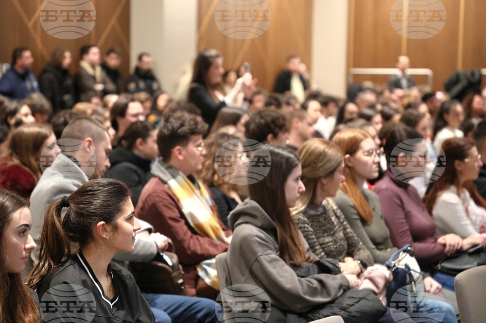 Варна - „Парад на професиите: Открий таланта си, избери професия“ - форум