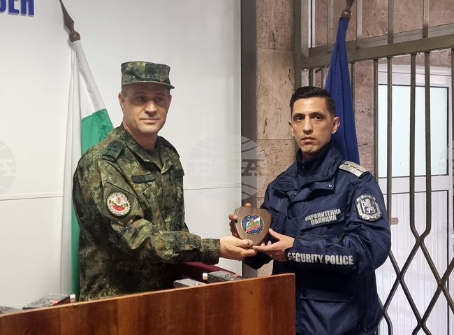 Плевен - полицай - награда