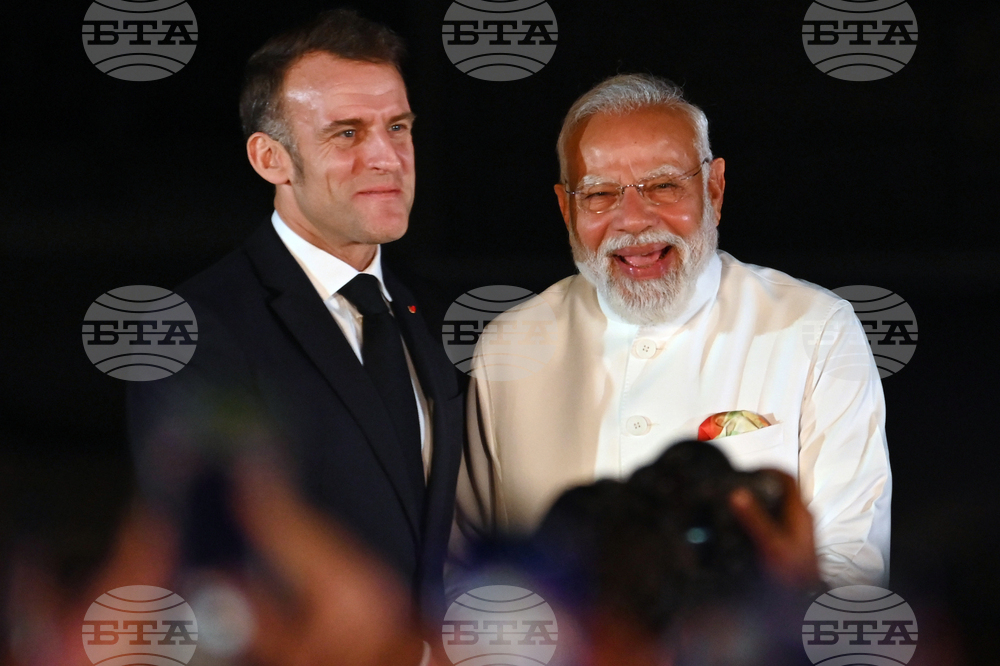 Британски и френски издания коментират резултатите от първия ден на тридневната визита на Макрон в Индия