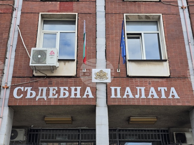 Районният съд в Плевен остави за постоянно в ареста обвиняемия за блудство с малолетни момичета