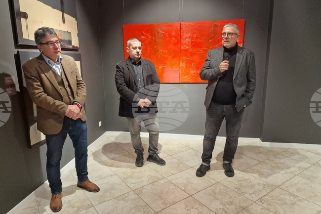 В изложбата „Последствия“ исках да пресъздам тревогата, емоцията, страха и ужаса от войната, каза Кирил Якимов 