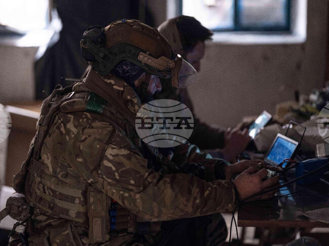 Украйна заяви, че тази нощ е свалила 136 от 155-те дрона, насочени от руските сили към нейната територия