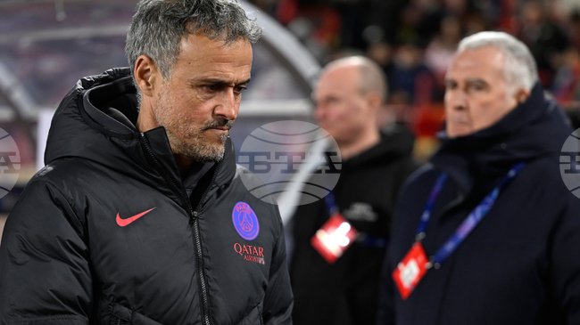 Луис Енрике е искал да си тръгне от стадиона с жена си и децата, когато ПСЖ губеше от Монако