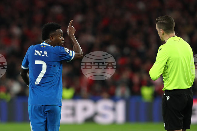 Бразилската футболна федерация призовава за строги наказания по казуса за расизъм срещу Винисиус