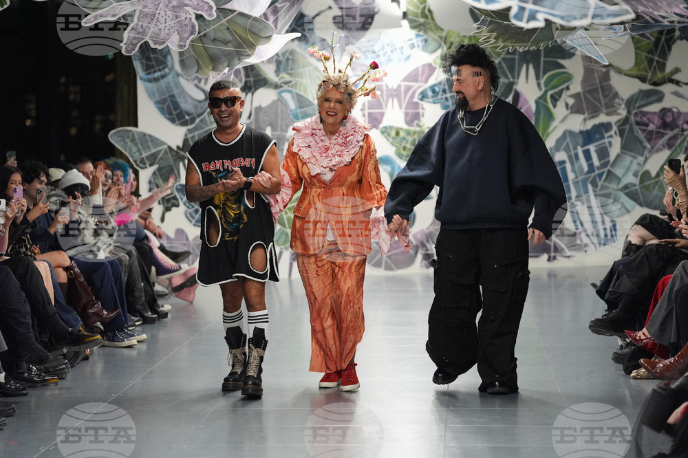 Britain London Fashion Week Vin+Omi