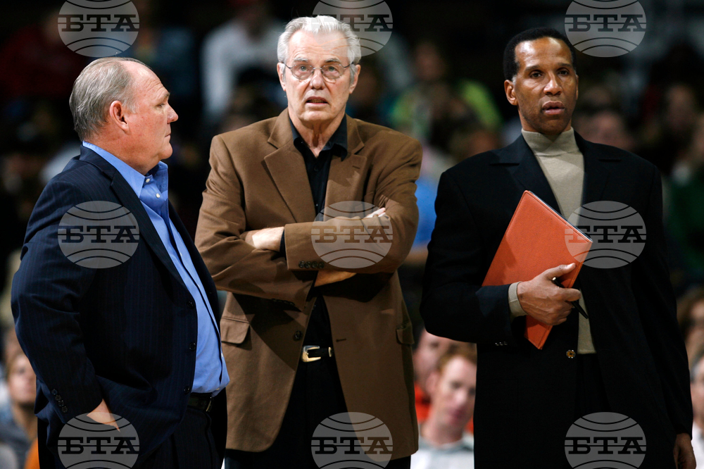 Obit Doug Moe Basketball