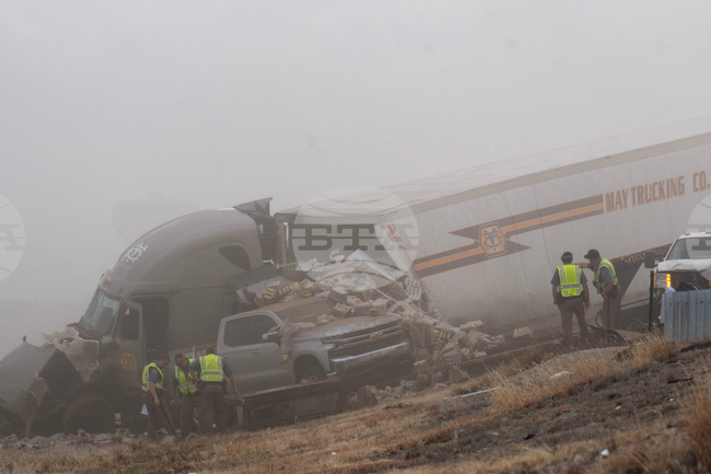 APTOPIX Colorado Interstate Pileup