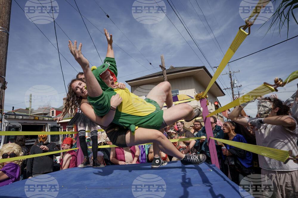 APTOPIX New Orleans Mardi Gras