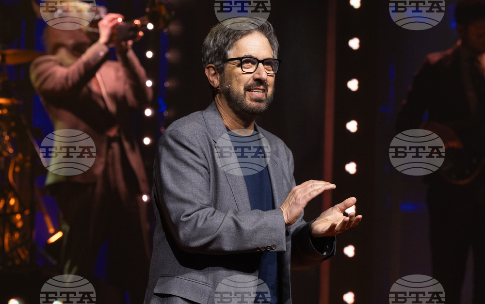 "All Out: Comedy About Ambition by Simon Rich" Broadway Curtain Call