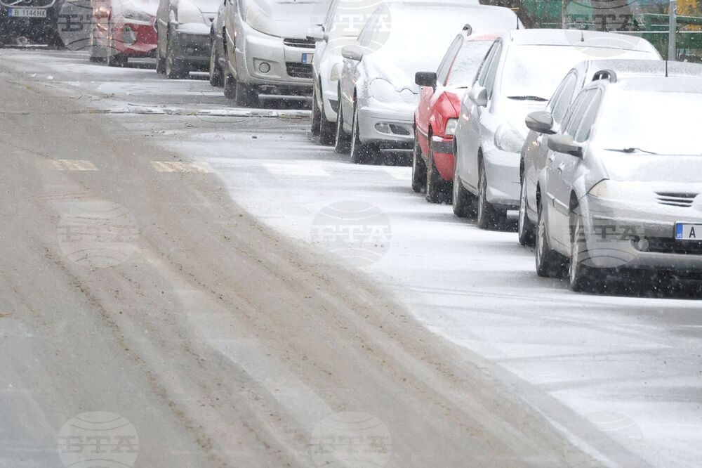 Бургас - снеговалеж - обстановка