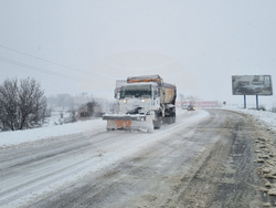 Търговище - снеговалеж - пътища - обстановка