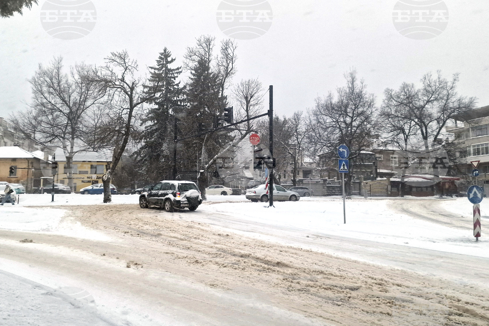 Шумен - улици - снегопочистване