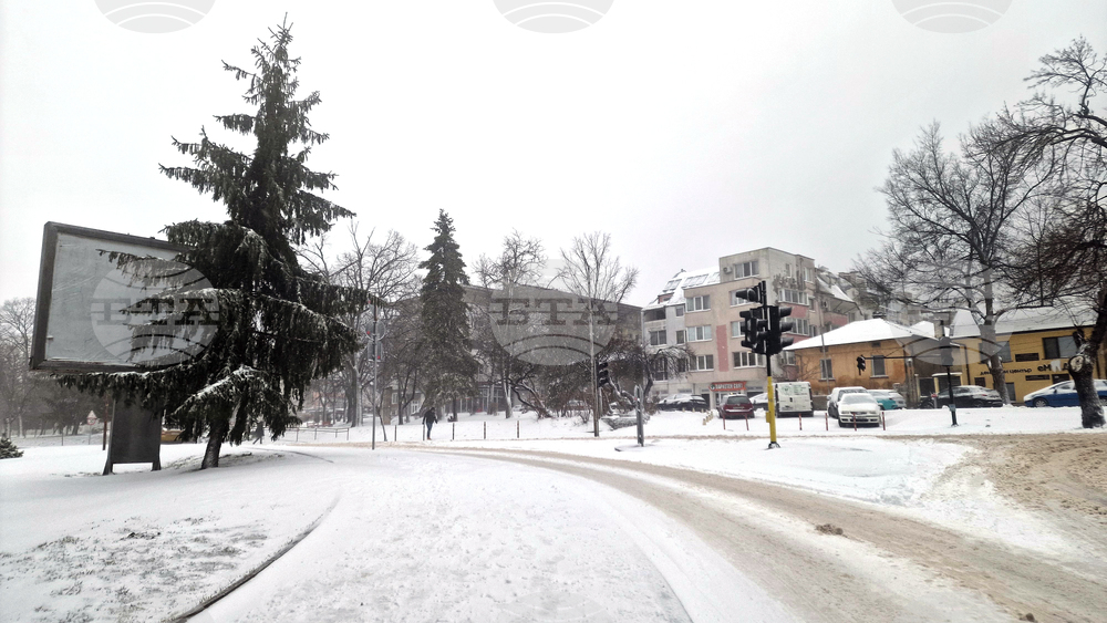 Шумен - улици - снегопочистване