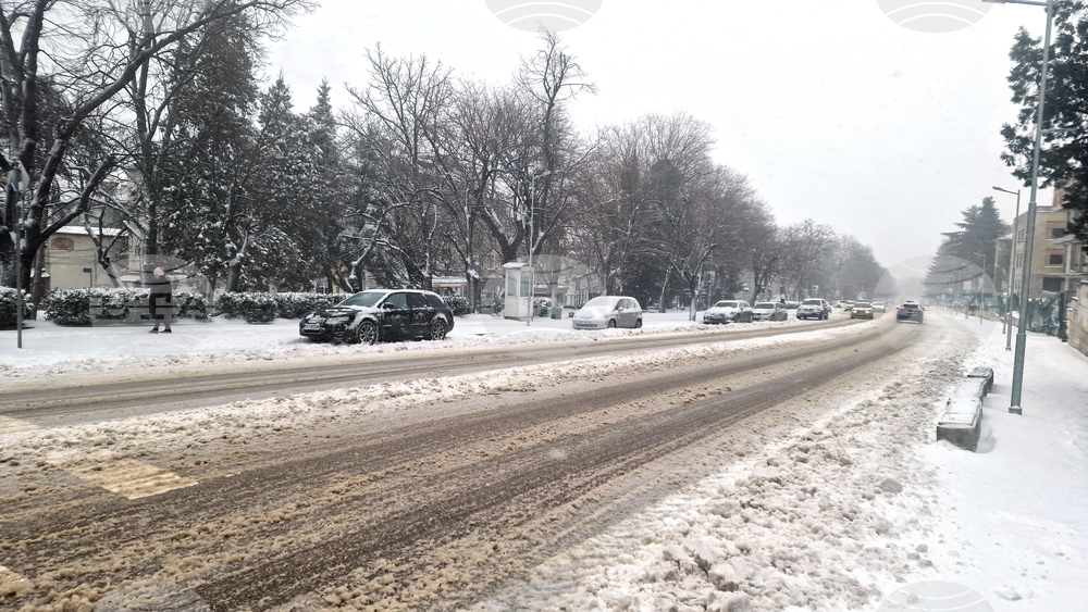 Шумен - улици - снегопочистване