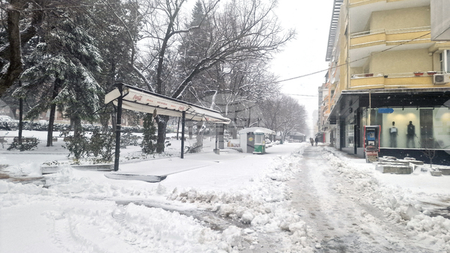 Шумен - улици - снегопочистване