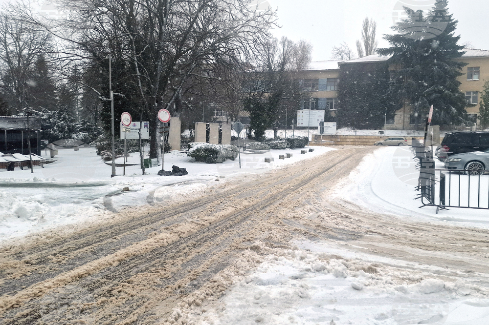 Шумен - улици - снегопочистване