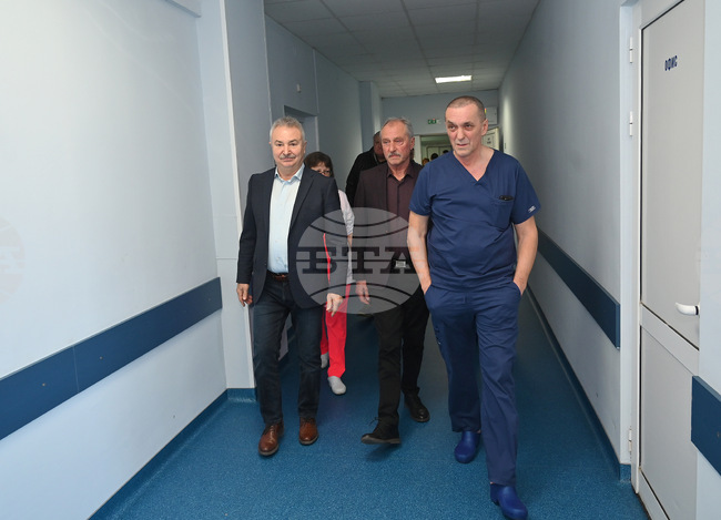 Общинският съвет в Монтана ще обсъди декларация срещу отстраняване на хирург от Съвета на директорите на болницата в града