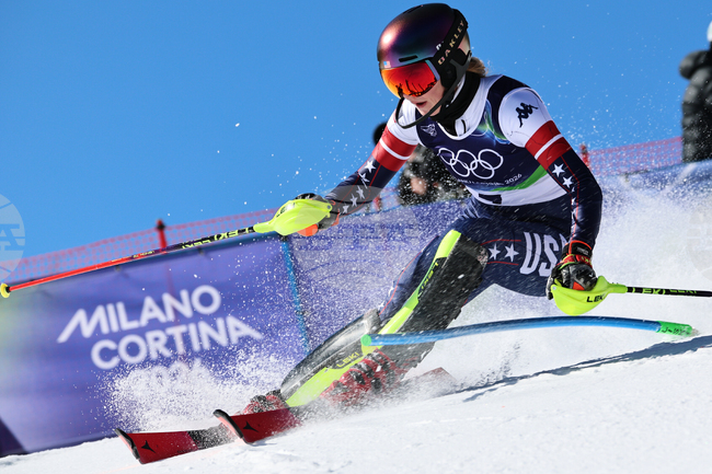 Микаела Шифрин спечели титлата в женския слалом и за трети път в кариерата си стана олимпийска шампионка, Анина Цурбриген се класира 41-ва