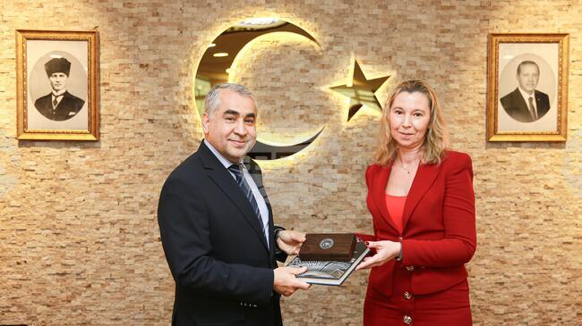 Висшето училище по телекомуникации и пощи разширява международното си присъствие с нови партньорства в Турция