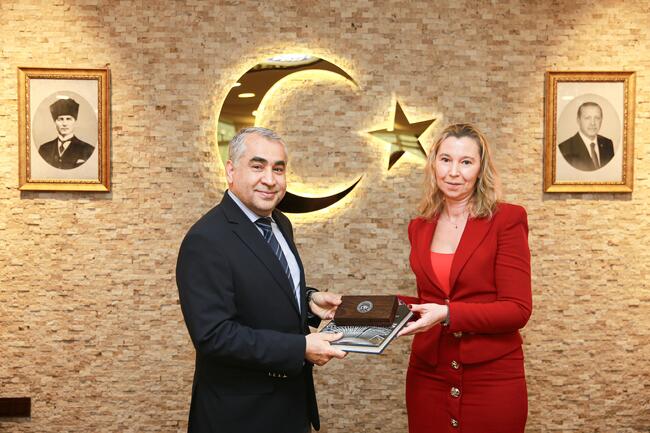 Висшето училище по телекомуникации и пощи разширява международното си присъствие с нови партньорства в Турция