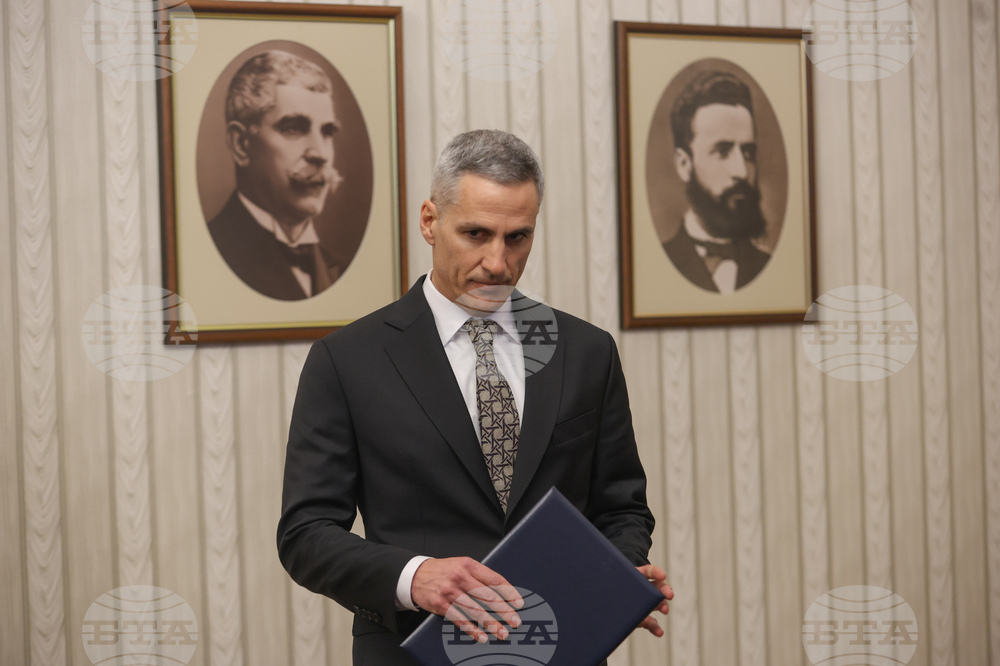 Президентство - Андрей Гюров - състав на правителство