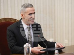 Президентство - Андрей Гюров - състав на правителство