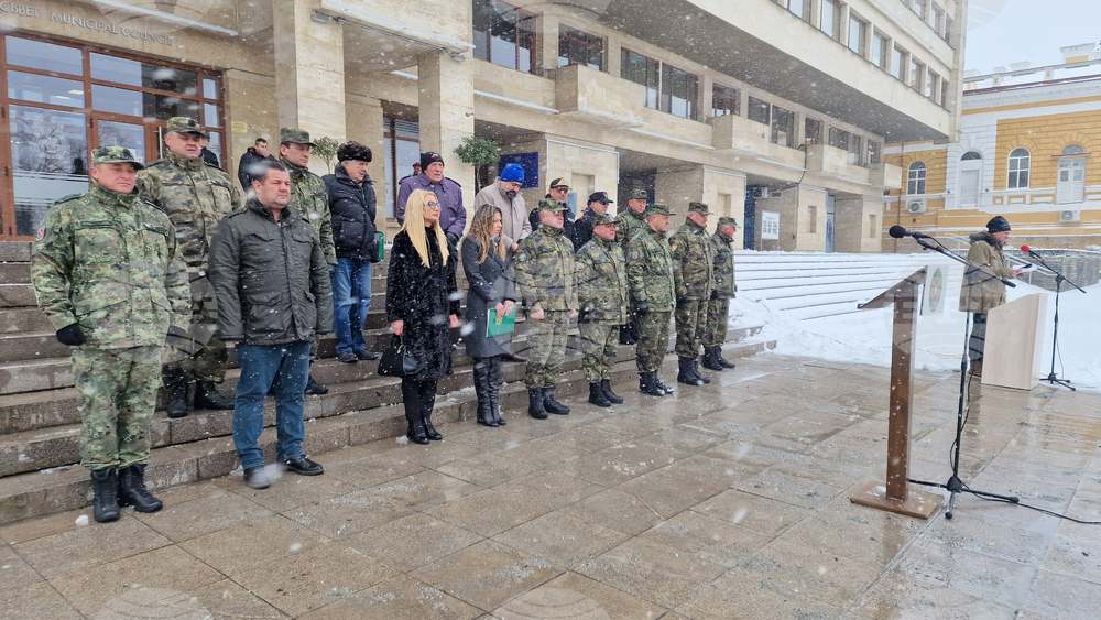 Шумен - стабилизиращи сили на НАТО - маневрена рота - посрещане