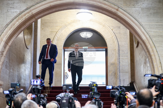 Caretaker Government to Be Sworn In Before National Assembly