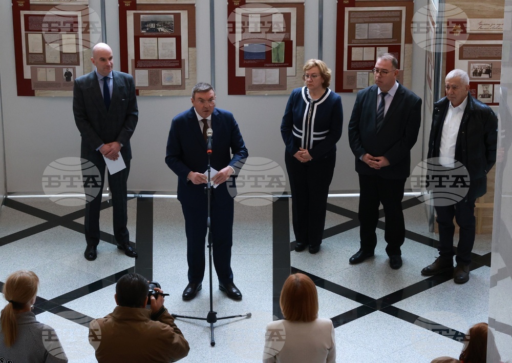 Народно събрание - паметник на Васил Левски - изграждане - изложба